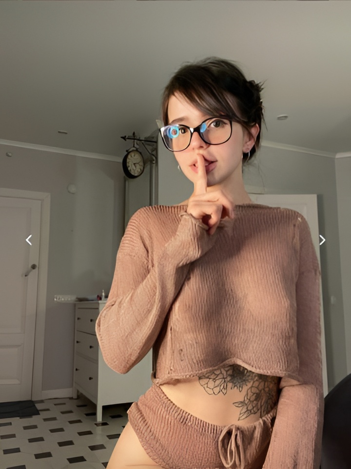 Азалия привлекальеная девушка из Клинцов цена от 1500 руб