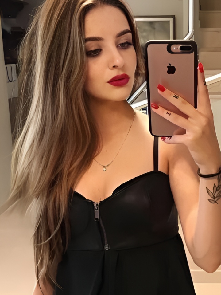 Снежанна привлекальеная девушка из Клинцов цена от 2500 руб