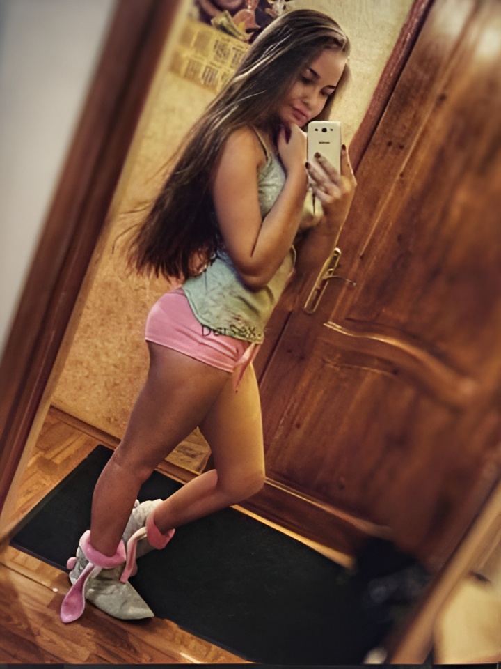 Устина привлекальеная девушка из Клинцов цена от 2000 руб