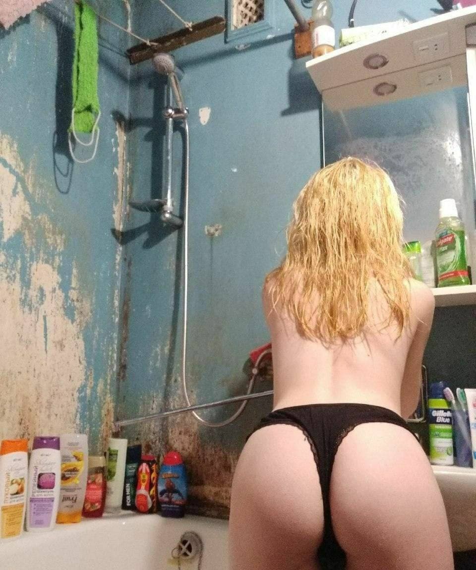 Ариша привлекальеная девушка из Клинцов цена от 3000 руб