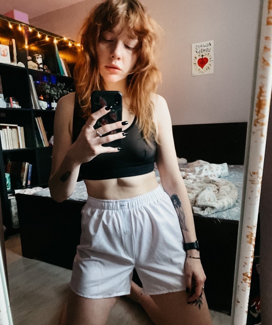 Аида привлекальеная девушка из Клинцов цена от 3000 руб