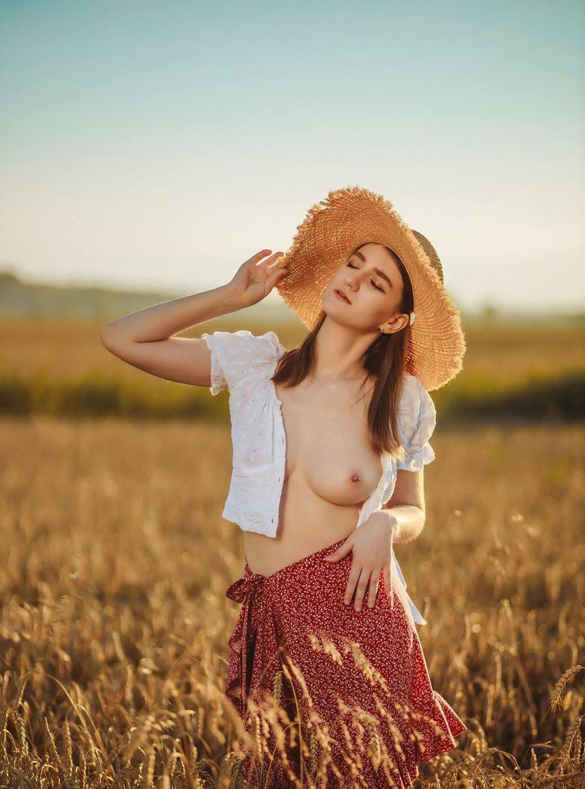 Анастасия привлекальеная девушка из Клинцов цена от 8000 руб